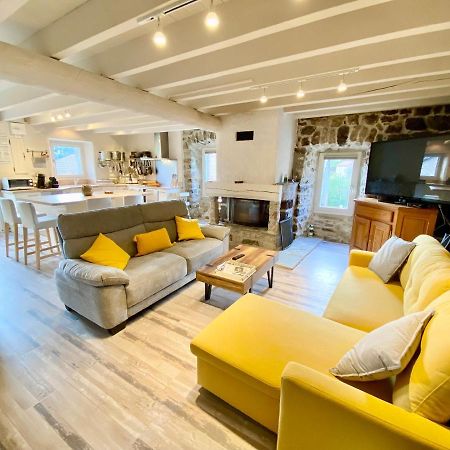 Gite De Groupe 160M2, 15P, Salle De Reception, Jardin, Terrasse Mazan-l'Abbaye Exteriér fotografie