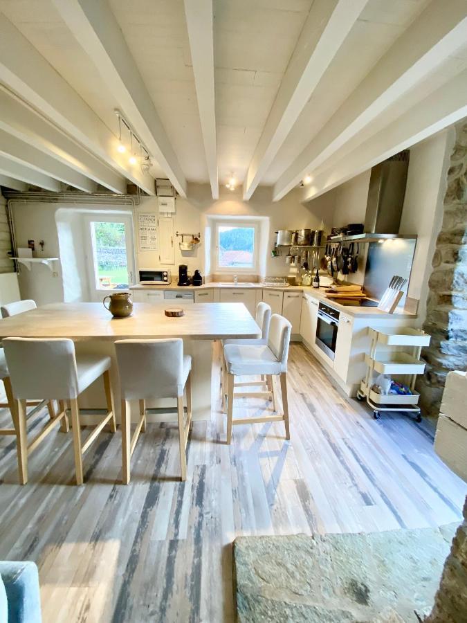 Gite De Groupe 160M2, 15P, Salle De Reception, Jardin, Terrasse Mazan-l'Abbaye Exteriér fotografie