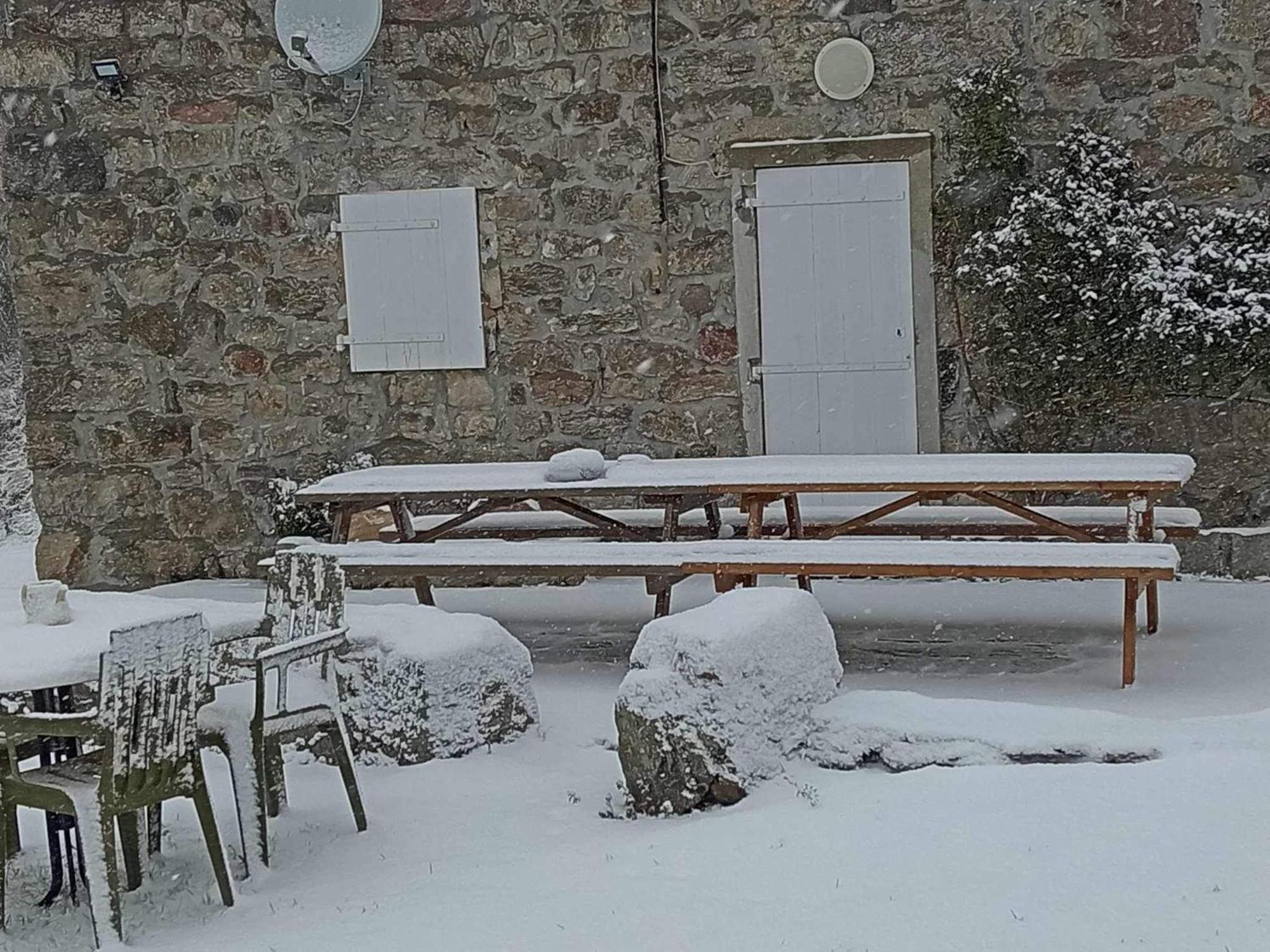 Gite De Groupe 160M2, 15P, Salle De Reception, Jardin, Terrasse Mazan-l'Abbaye Exteriér fotografie