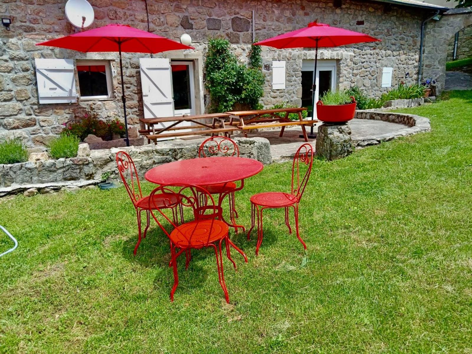 Gite De Groupe 160M2, 15P, Salle De Reception, Jardin, Terrasse Mazan-l'Abbaye Exteriér fotografie
